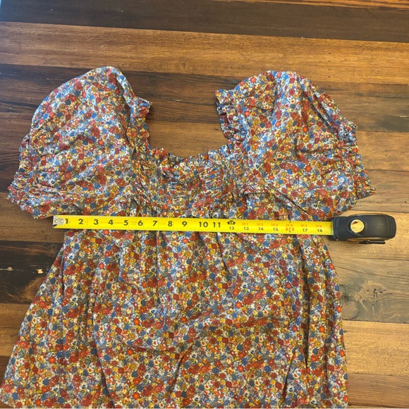 Doen Floral Blouse - Red, Blue, Yellow - Picture 6 of 6